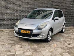 Gebruikt 2010 Renault Scénic III MPV | € 2.499 (Eerlijke prijs)