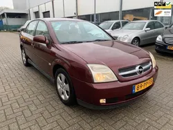 Rood Gebruikt 2004 Opel Vectra Elegance Sedan | € 1.450 (Eerlijke prijs)