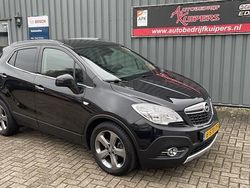 Zwart Gebruikt 2013 Opel Mokka Cosmo SUV | € 8.750 (Eerlijke prijs)