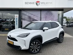 Wit Gebruikt 2022 Toyota Yaris Cross Team SUV | € 26.900 (Goede deal)