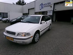 Wit Gebruikt 1998 Volvo V40 Stationwagen | € 1.200