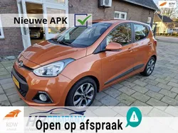 Oranje, metallic lak Gebruikt 2014 Hyundai i10 Comfort Hatchback | € 7.999 (Eerlijke prijs)