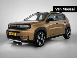 Bruin Gebruikt 2025 Fiat Grande Panda La Prima SUV | € 28.900