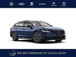 Blauw Nieuw 2025 Skoda Superb Business Line Stationwagen | € 50.320 (Eerlijke prijs)