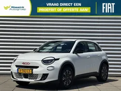 Wit Gebruikt 2023 Fiat 600 Red SUV | € 24.990