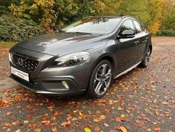 Grijs Gebruikt 2013 Volvo V40 CC Summum Stationwagen | € 14.444 (Goede deal)