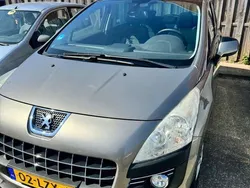 Grijs Gebruikt 2010 Peugeot 3008 SUV | € 3.250 (Eerlijke prijs)