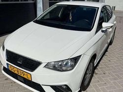 Wit Gebruikt 2017 Seat Ibiza Style Hatchback | € 7.400 (Eerlijke prijs)