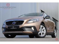 Bruin Gebruikt 2014 Volvo V40 CC Stationwagen | € 12.490 (Eerlijke prijs)