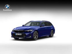 Blauw Nieuw 2025 BMW 330e M Sport Stationwagen | € 75.376 (Eerlijke prijs)