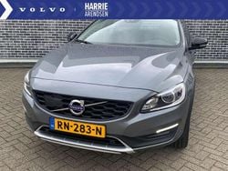 Grijs Gebruikt 2018 Volvo V60 CC Stationwagen | € 24.899 (Eerlijke prijs)