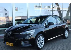 Zwart Gebruikt 2021 Renault Clio V Intens Hatchback | € 13.900 (Eerlijke prijs)