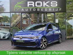 Blauw Gebruikt 2024 VW Golf VIII Business Hatchback | € 35.450 (Eerlijke prijs)