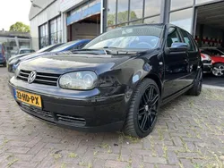 Zwart Gebruikt 2001 VW Golf IV Highline Hatchback | € 1.275 (Goede deal)