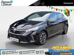 Zwart Gebruikt 2025 Renault Clio V Techno Hatchback | € 22.435 (Duur)