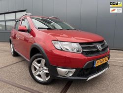 Rood Gebruikt 2014 Dacia Sandero Stepway Ambiance Hatchback | € 3.950 (Eerlijke prijs)