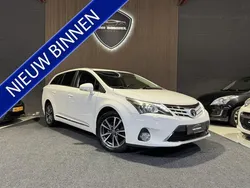 Wit Gebruikt 2015 Toyota Avensis Business Edition Stationwagen | € 16.950 (Iets duurder)