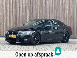 Zwart, metallic lak Gebruikt 2008 BMW 335 Executive Coupé | € 12.950 (Eerlijke prijs)