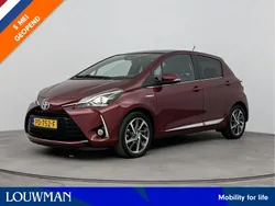 Rood Gebruikt 2017 Toyota Yaris Hybrid Executive Hatchback | € 17.950 (Goede deal)
