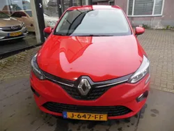 Rood Gebruikt 2020 Renault Clio V Zen Hatchback | € 12.650 (Duur)