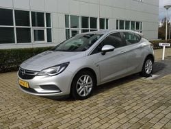 Zilver Gebruikt 2019 Opel Astra Edition Hatchback | € 6.300 (Super prijs)