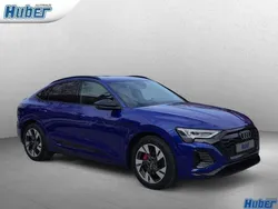 Blauw Gebruikt 2023 Audi Q8 e-tron S-Line SUV | € 74.239