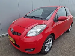 Rood Gebruikt 2010 Toyota Yaris Cool Hatchback | € 5.750 (Duur)