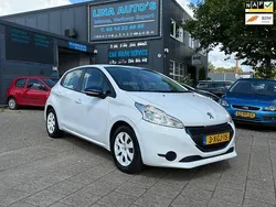 Wit Gebruikt 2014 Peugeot 208 Hatchback | € 3.999 (Eerlijke prijs)