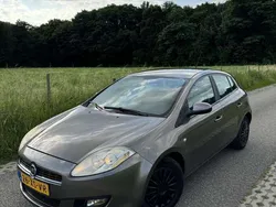 Bruin Gebruikt 2007 Fiat Bravo Dynamic Hatchback | € 1.900 (Eerlijke prijs)