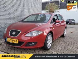 Rood Gebruikt 2006 Seat Leon Reference Hatchback | € 1.750 (Super prijs)
