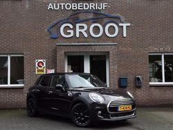 Bruin Gebruikt 2015 Mini Cooper Chili Hatchback | € 14.950 (Super prijs)