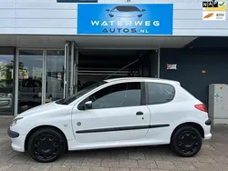 Wit Gebruikt 2005 Peugeot 206 S Hatchback | € 1.850 (Goede deal)