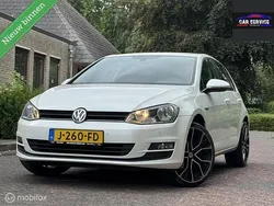 Wit Gebruikt 2014 VW Golf VII Trendline Hatchback | € 8.499 (Eerlijke prijs)