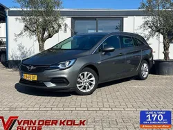 Grijs Gebruikt 2020 Opel Astra Elegance Stationwagen | € 10.345 (Goede deal)