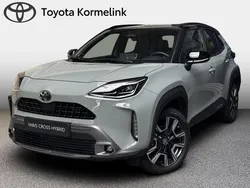 Groen Nieuw 2025 Toyota Yaris Cross Edition SUV | € 41.750