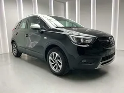 Zwart Gebruikt 2017 Opel Crossland X SUV | € 13.950 (Duur)