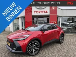 Rood Gebruikt 2023 Toyota C-HR Executive SUV | € 42.945 (Duur)