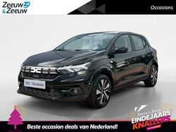 Zwart nacre 676 Gebruikt 2024 Dacia Sandero Expression Hatchback | € 16.940 (Eerlijke prijs)