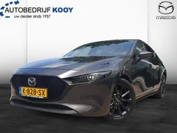 Machine grey (grijs metallic) Gebruikt 2021 Mazda 3 Luxury Hatchback | € 25.750 (Eerlijke prijs)