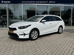 Wit Gebruikt 2023 Kia Ceed Hatchback | € 25.745 (Iets duurder)