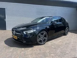 Zwart Gebruikt 2020 Mercedes A160 Business Hatchback | € 23.250 (Iets duurder)