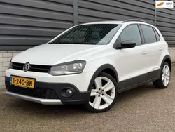 Wit, metallic lak Gebruikt 2013 VW Polo Cross Hatchback | € 8.450 (Eerlijke prijs)