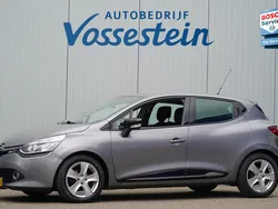 Grijs Gebruikt 2014 Renault Clio IV Expression Hatchback | € 6.500 (Goede deal)