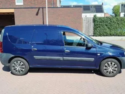 Blauw Gebruikt 2010 Dacia Logan Sedan | € 5.000