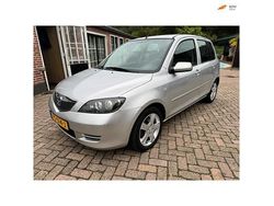 Grijs Gebruikt 2007 Mazda 2 Exclusive MPV | € 2.380 (Eerlijke prijs)
