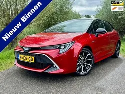 Rood Gebruikt 2019 Toyota Corolla Business Edition Hatchback | € 20.888 (Eerlijke prijs)