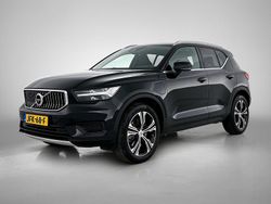 Zwart Gebruikt 2022 Volvo XC40 Inscription SUV | € 34.945 (Goede deal)