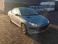 Gebruikt 2002 Peugeot 206 CC Cabriolet | € 950 (Iets duurder)