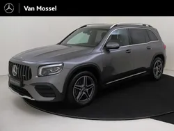 Grijs Gebruikt 2020 Mercedes GLB200 AMG line SUV | € 38.945 (Eerlijke prijs)