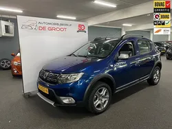 Blauw Gebruikt 2018 Dacia Sandero Stepway Hatchback | € 11.950 (Eerlijke prijs)